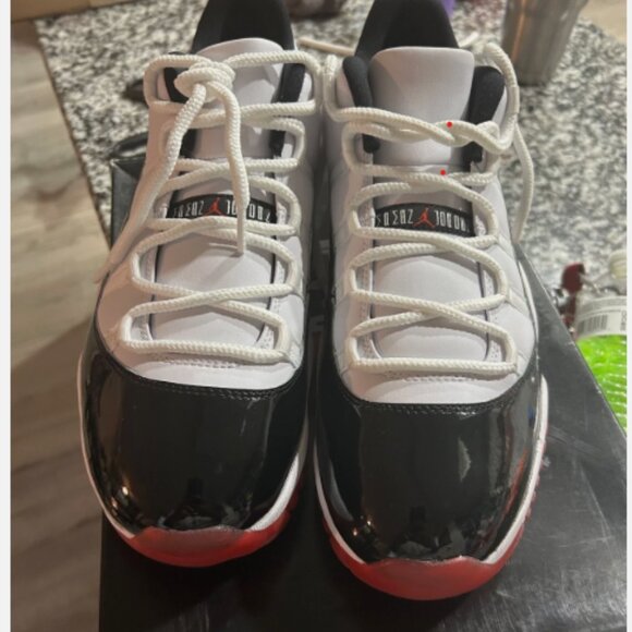 New Jordan Low concord Breds size 13 - Picture 2 of 5